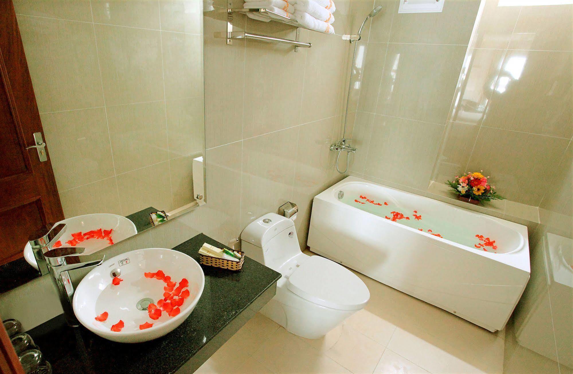 Golden Sand Hotel Nha Trang Exterior photo